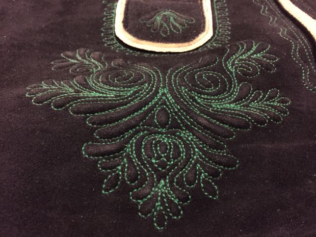 schenkelstick-hirschleder-aussee-grun