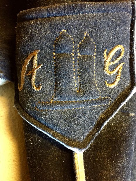 lederhose-munchen-hirschleder-samisch