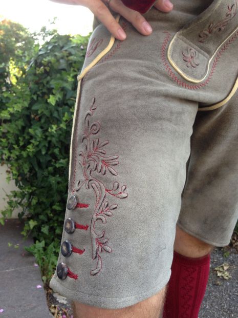 hirschleder-grau-auf-mass-gefertigt